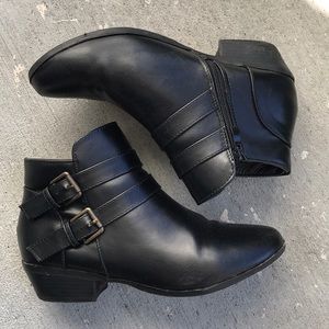 Illude Black Ankle Booties